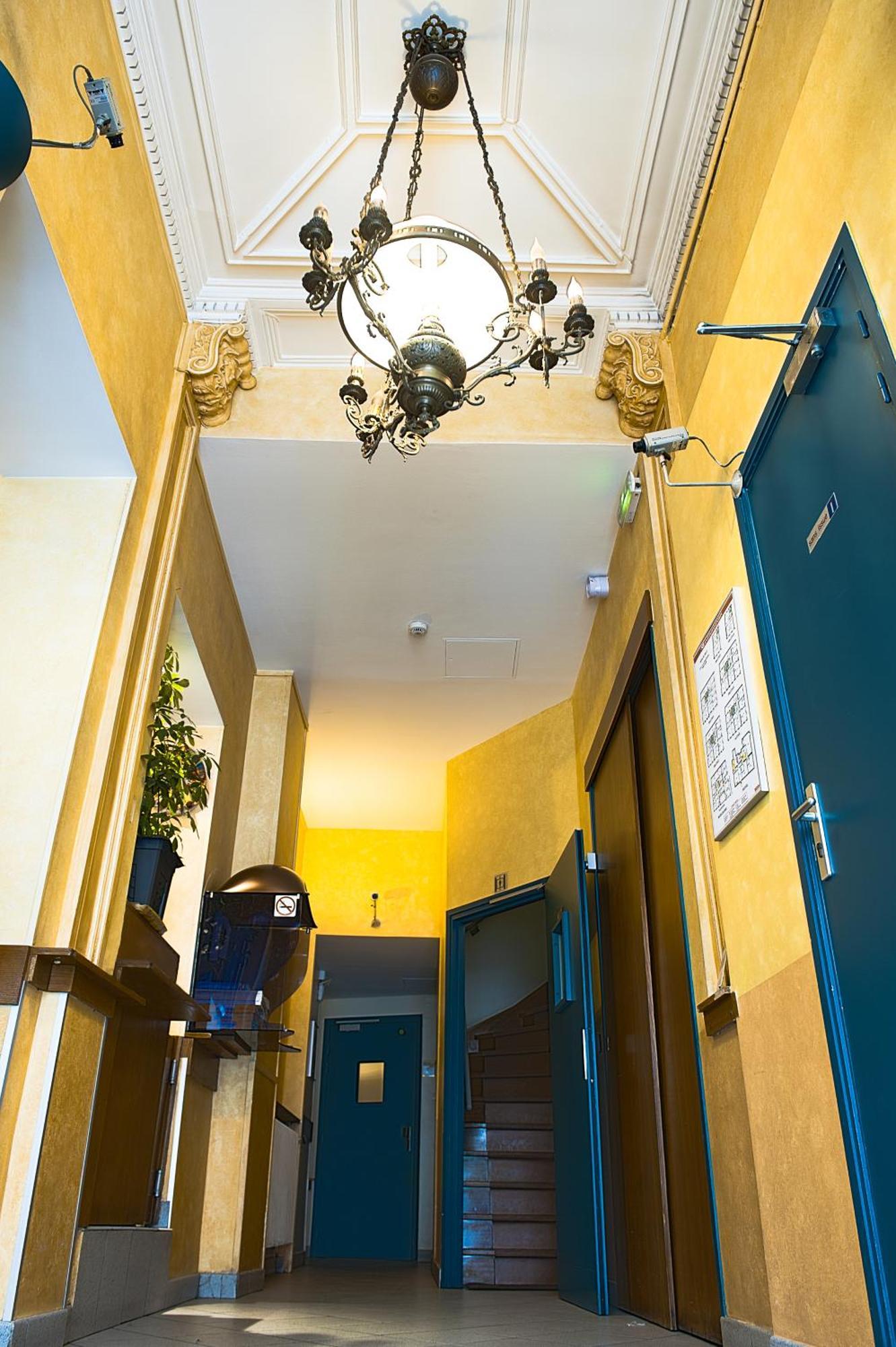 פריז Hotel De Milan מראה חיצוני תמונה